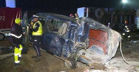 Zderzenie trzech samochodów na S8 w kierunku Wrocławia. Droga już odblokowana