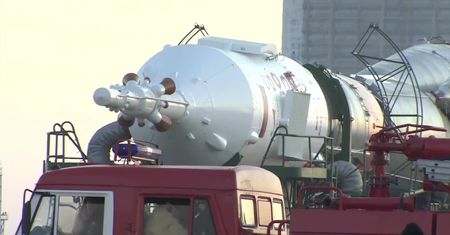 Pociąg zawiózł rakietę na kosmodrom Bajkonur. 14 marca Sojuz MS-12 wyniesie amerykańsko-rosyjską ekspedycję na ISS