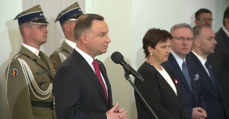 “Droga do prawdziwie nowoczesnej polskiej armii jest jeszcze daleka”. Prezydent wręczył nominacje generalskie