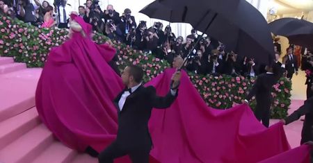 Lady Gaga w kilku kreacjach na gali MET 2019