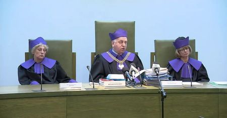 Sędzia uniewinniony od zarzutu kradzieży 50 zł. Może nadal orzekać