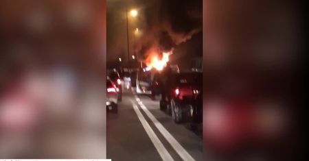 Cysterna stanęła w płomieniach. Spłonęło kilkadziesiąt tysięcy litrów paliwa.