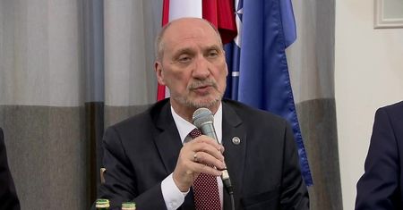 Podkomisja smoleńska anulowała raport Millera