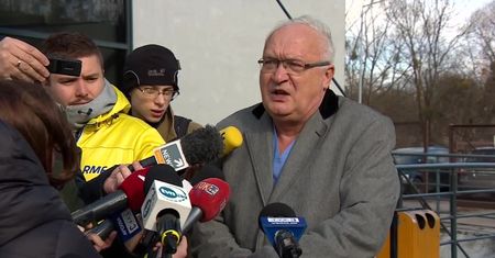Profesor ze szpitala zakaźnego we Wrocławiu ma nadzieję, że uda się ograniczyć skalę epidemii