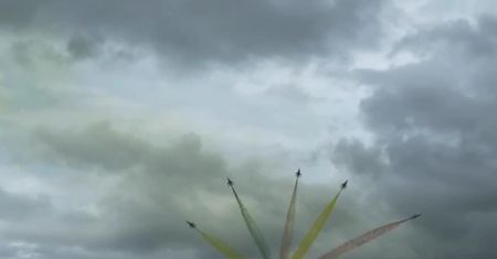 Międzynarodowe targi lotnicze storpedowane przez strach przed koronawirusem. W Singapurze pojawiło się mniej wystawców i dużo mniej widzów