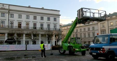 Na Placu Bankowym powstaje studio Wielkiej Orkiestry Świątecznej Pomocy. Przygotowania do 28. finału