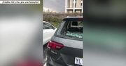 Powybijane światła i szyby w autach, zniszczone ulice to efekt gradobicia w Canberrze