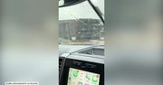 Niszczycielska siła natury. Tornado zmiotło ciężarówkę z drogi