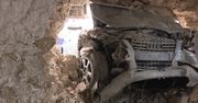 Audi staranowało ścianę budynku w Częstochowie. Kierowca prawdopodobnie zasnął za kierownicą