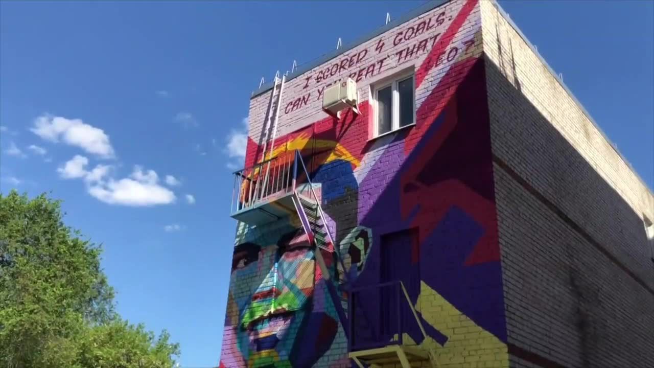 57-letni Hugh Grant żałuje, że nie ożenił się wcześniej