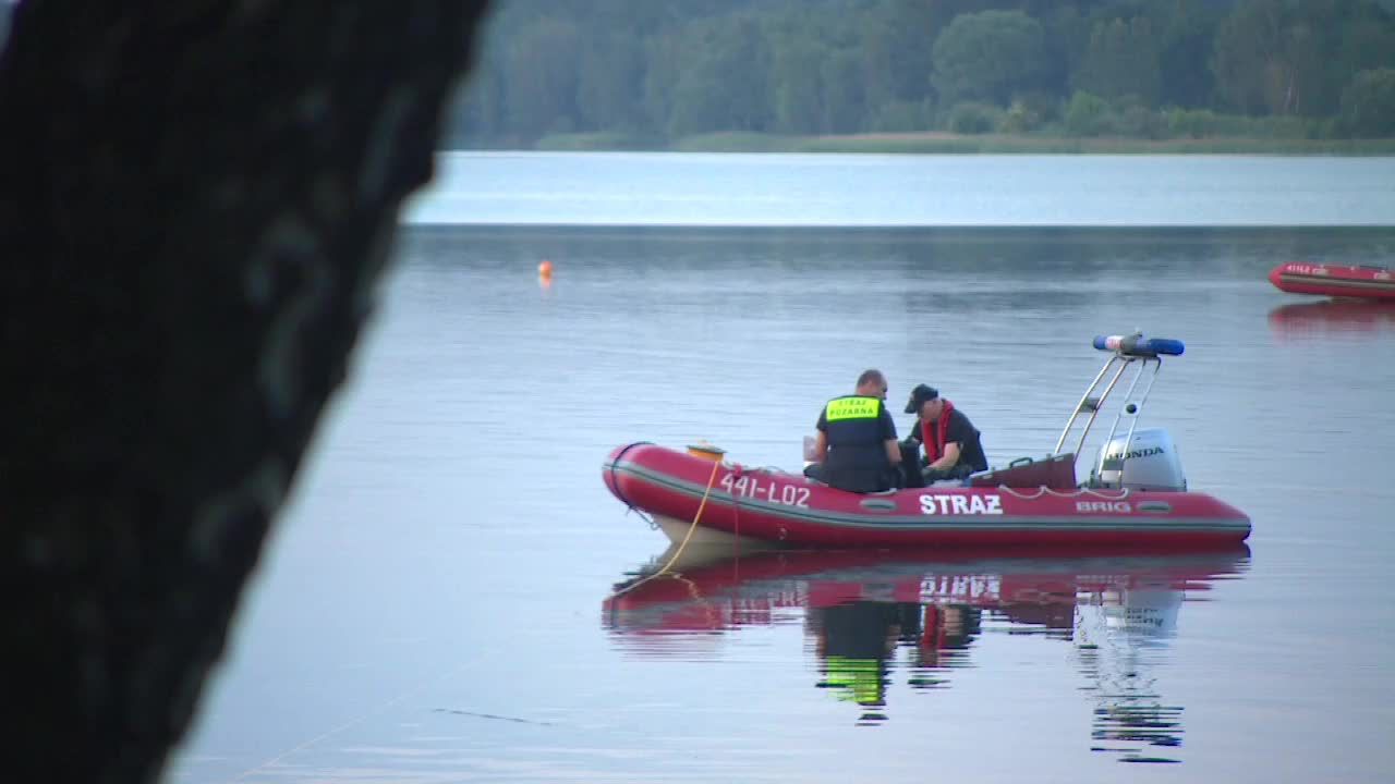 Trwają poszukiwania nastolatka, który pływał w zalewie w Dąbrowie Górniczej