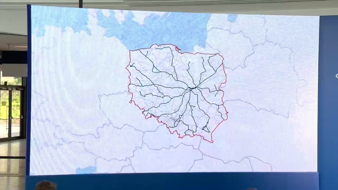 Premier zapowiedział budowę 1600 km linii kolejowych do Centralnego Portu Komunikacyjnego