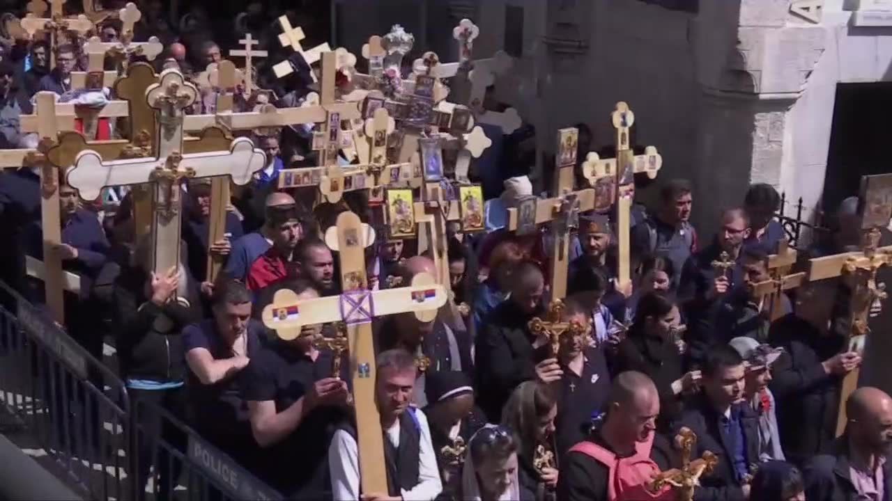 Prawosławny Wielki Piątek w Jerozolimie. Tłumy przeszły Drogę Krzyżową