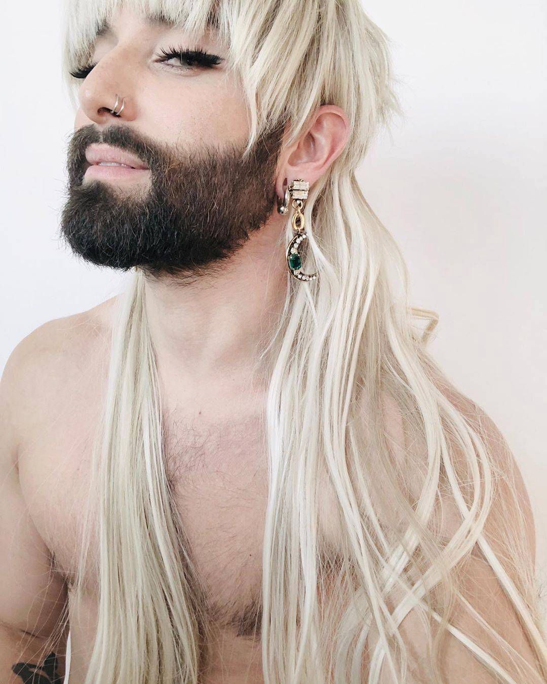 Conchita Wurst blondynką