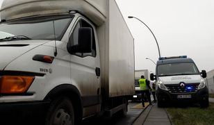 Zatrzymali ciężarówkę do kontroli. Waga pokazała trzykrotne przeładowanie!