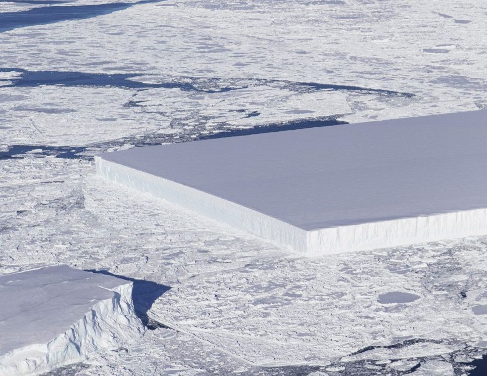 Lód na biegunie południowym znika w rekordowym tempie. Nigdy nie było tak źle