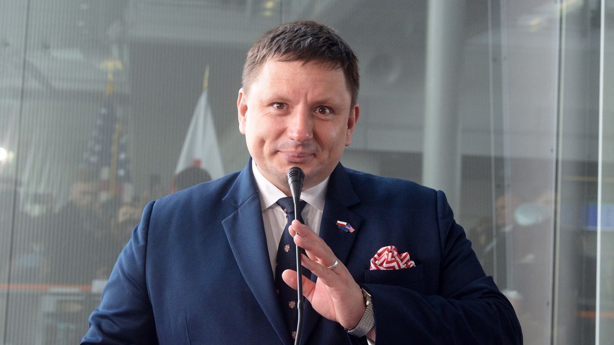 10-milionowy pasażer LOT-u w tym roku odprawiony na lotnisku w Warszawie