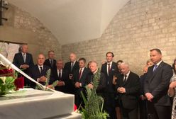 70. urodziny braci Kaczyńskich. Uroczysta msza na Wawelu