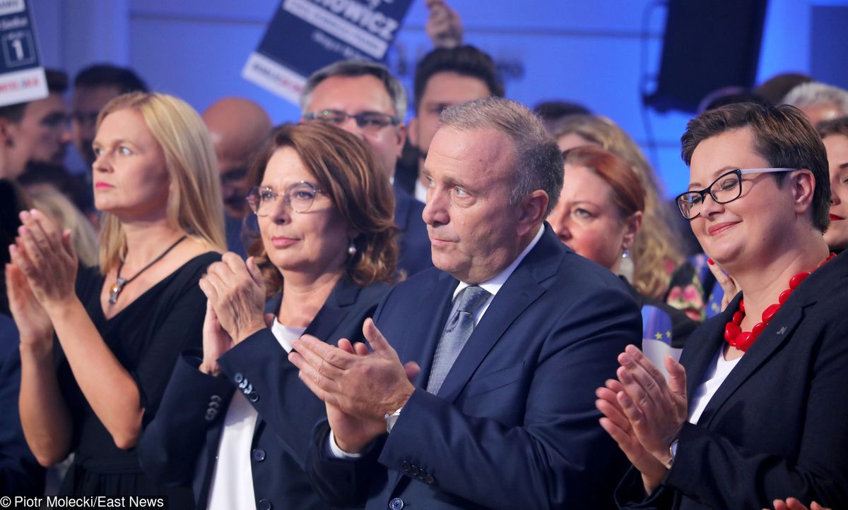 Wybory kończą złotą dekadę Polski. Co nam partie obiecują na kolejne lata?