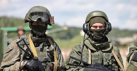 Ratnik - rosyjski żołnierz przyszłości. Propaganda i pragmatyzm [RAPORT]