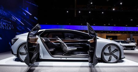 W Audi obejrzymy produkcje Disneya? Nietypowa współpraca nad nowym typem mediów