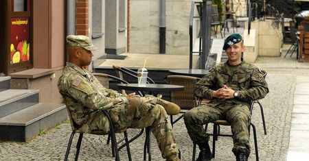 Fort Trump coraz bliżej. Sprawdzamy, ile kosztuje amerykański żołnierz