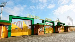 Stadion w Rybniku w zimowej scenerii