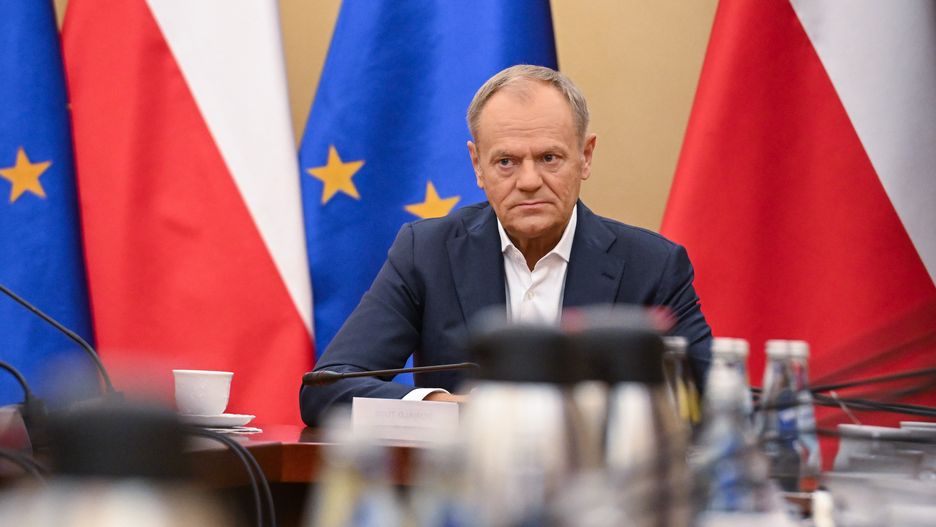 Donald Tusk
Warszawa, 11.06.2024. Premier Donald Tusk podczas narady z wojewodami w Podlaskim Urz�dzie Wojew�dzkim w Bia�ymstoku, 11 bm. (jm) PAP/Wojtek Jargi�o
Wojtek Jargi�o
narada, Podlaski Urz�d Wojew�dzki, polityk, polityka, spotkanie, polsko bia�oruskiej, polsko-bia�oruskiej, strefa buforowa, sytuacja na granicy, wschodniej