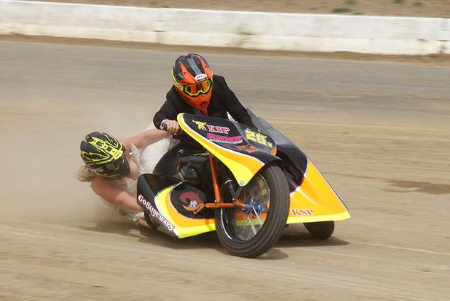 Ekstremalna para (fot. Pete Paltridge / Go Slideways Photography)