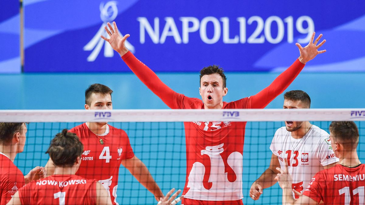 reprezentacja Polski podczas meczu na Uniwersjadzie w Neapolu