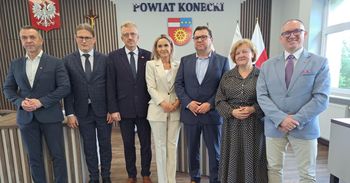Stąporków: Toksyczne odpady mają zniknąć. Umowa z firmą podpisana