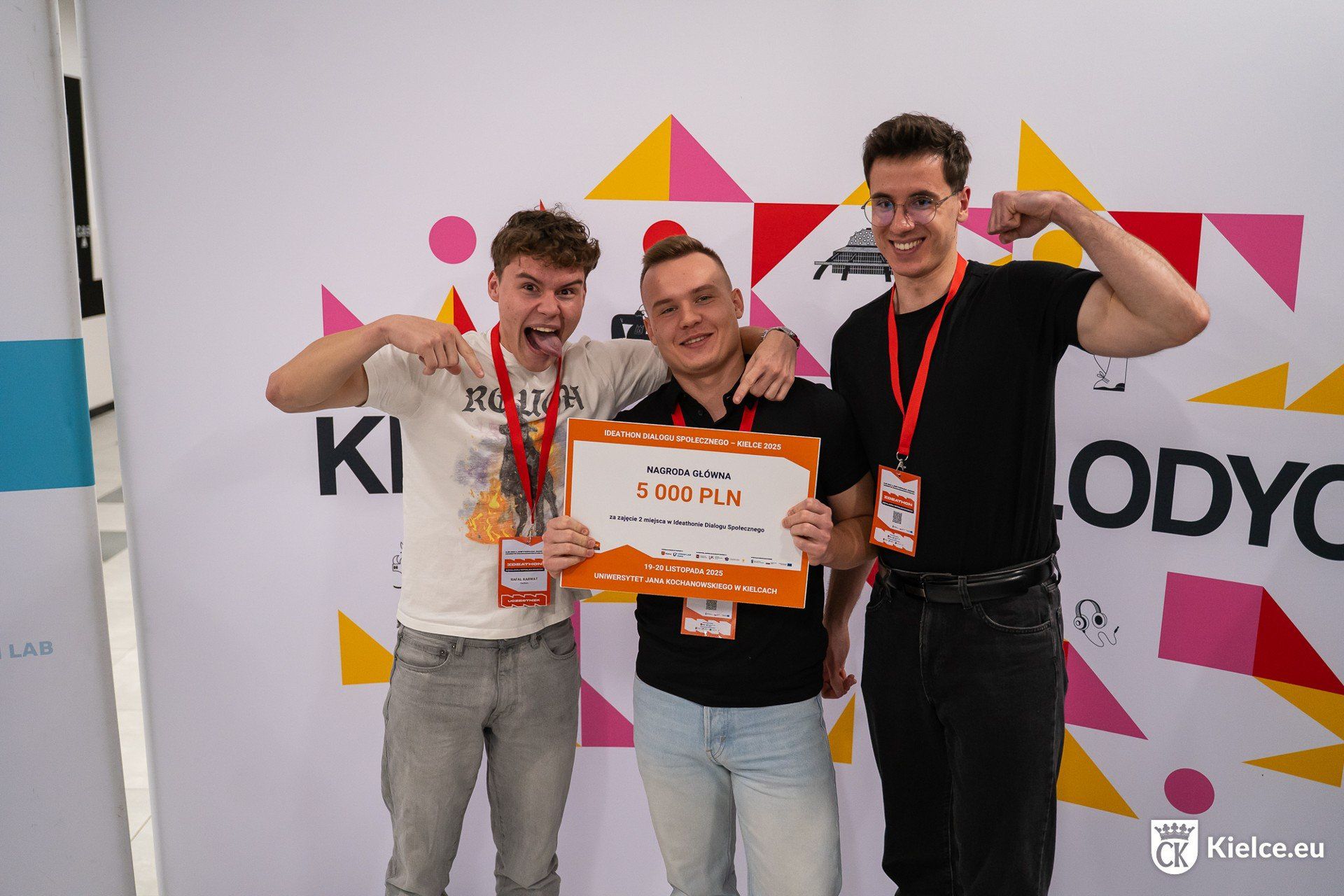 pierwsza edycja Ideathonu Dialogu Społecznego