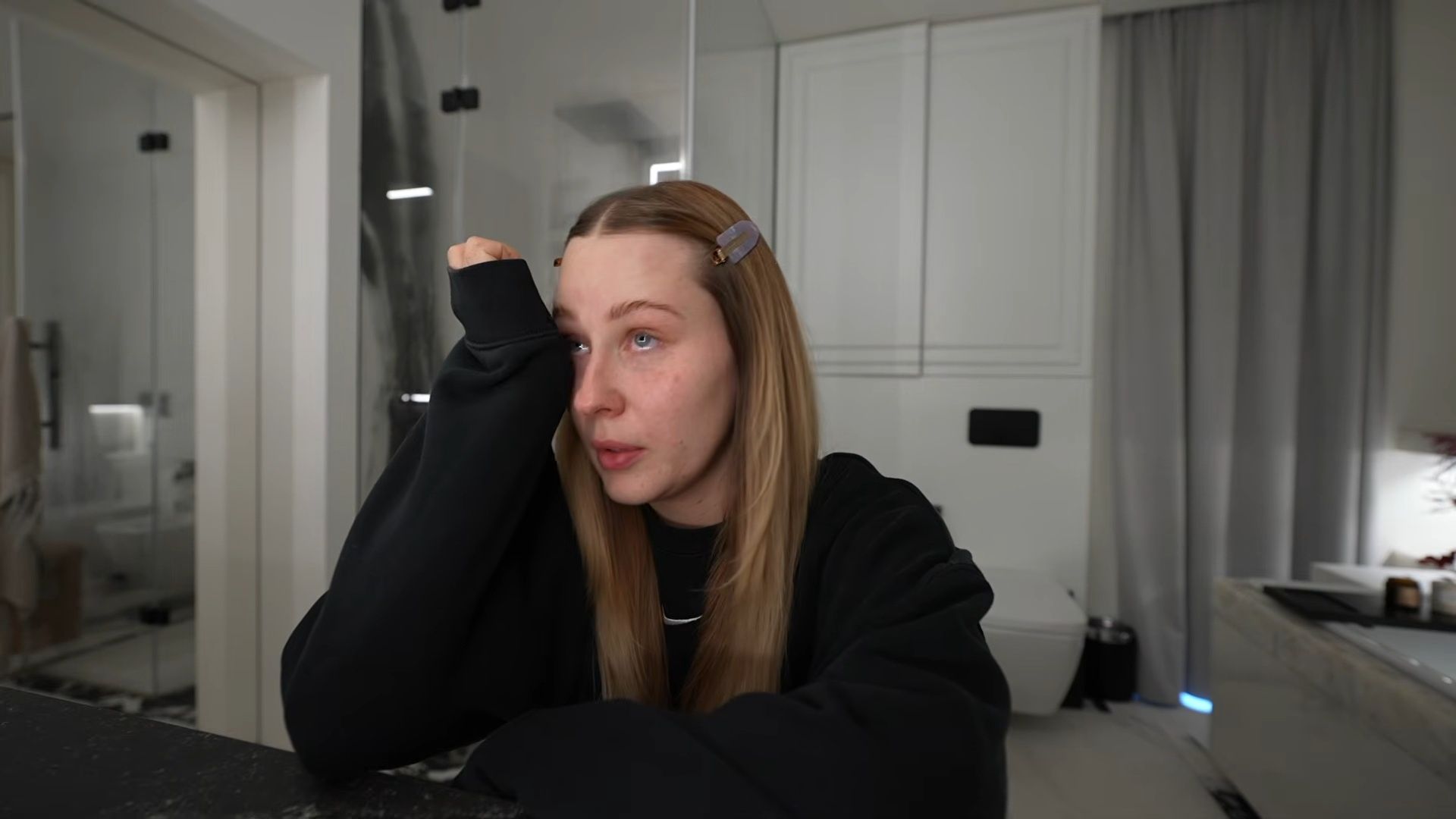 Andziaks ze łzami w oczach wraca do ostatnich afer w nowym vlogu