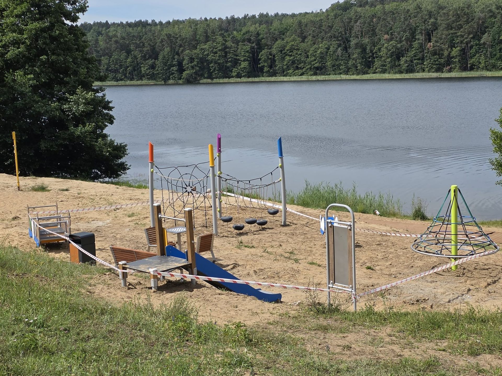 Wielkie zmiany nad jeziorem Grodno. Powstaje nowa przestrzeń do 