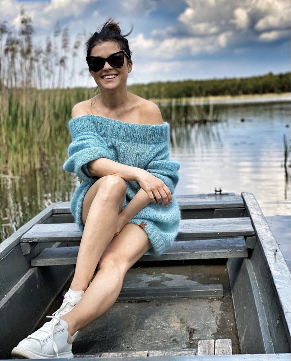 Kasia Cichopek reklamuje krem do zrogowaciałych stóp