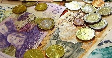 Które waluty zyskały najwięcej wobec dolara? Zobacz pozycję złotego