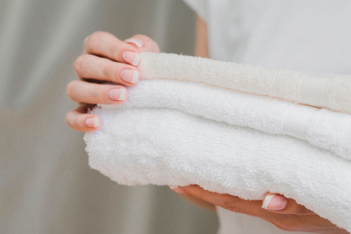 Puszyste ręczniki wyprane w wodzie ryżowej