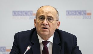 Minister spraw zagranicznych Zbigniew Rau ma COVID-19