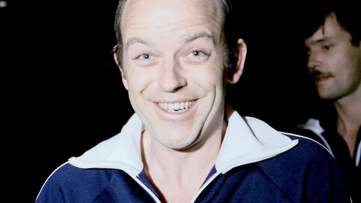 Julian Holloway PortraitBritish actor Julian Holloway poses for a portrait in London, England, December 3, 1978. (Photo by TPLP/Getty Images)TPLPc-95338, tplp_archives, tplparchives