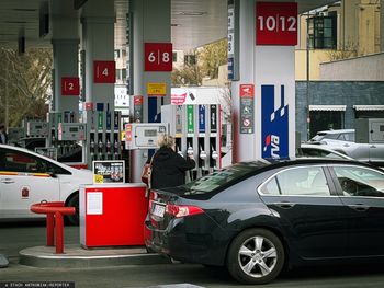 Nocna zmiana na stacjach paliw. Takie są ceny po wprowadzeniu limitów