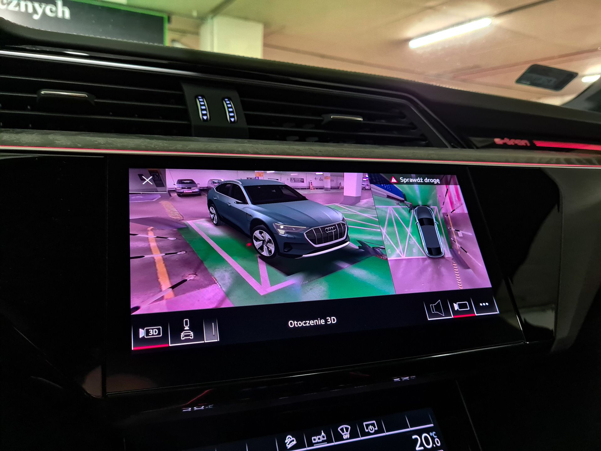 Audi e-tron Sportback: Wirtualne lusterka, Audi Charging Service, system i kamery 360 stopni z 3D 31