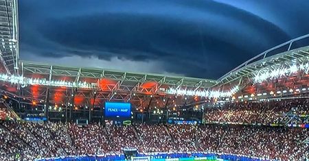 To nie fotomontaż. Zdjęcie ze stadionu w Lipsku obiegło internet