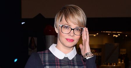 Weronika Marczuk w sesji zdjęciowej z córeczką