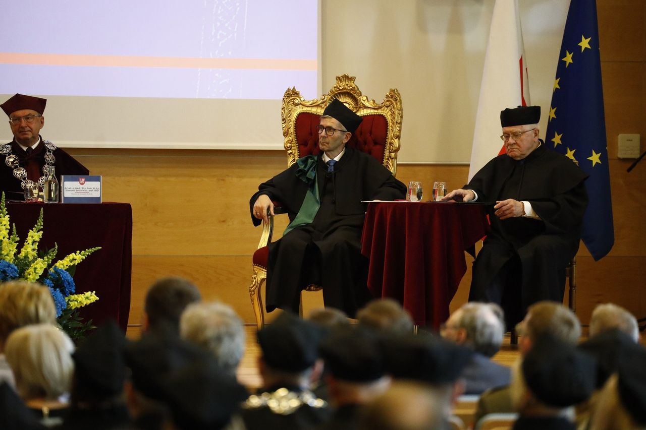 Wyróżnienie dla prof. Sitka na Święcie UJD: Częstochowska uczelnia uhonorowała zasłużonego prawnika