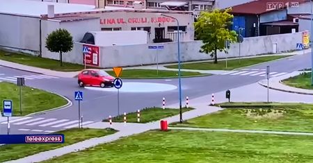 "Bareja by na to nie wpadł". Nowe rondo w Strzelinie budzi emocje