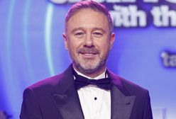 Andrzej Piaseczny mieszka z mamą. Tak zaczynają dzień