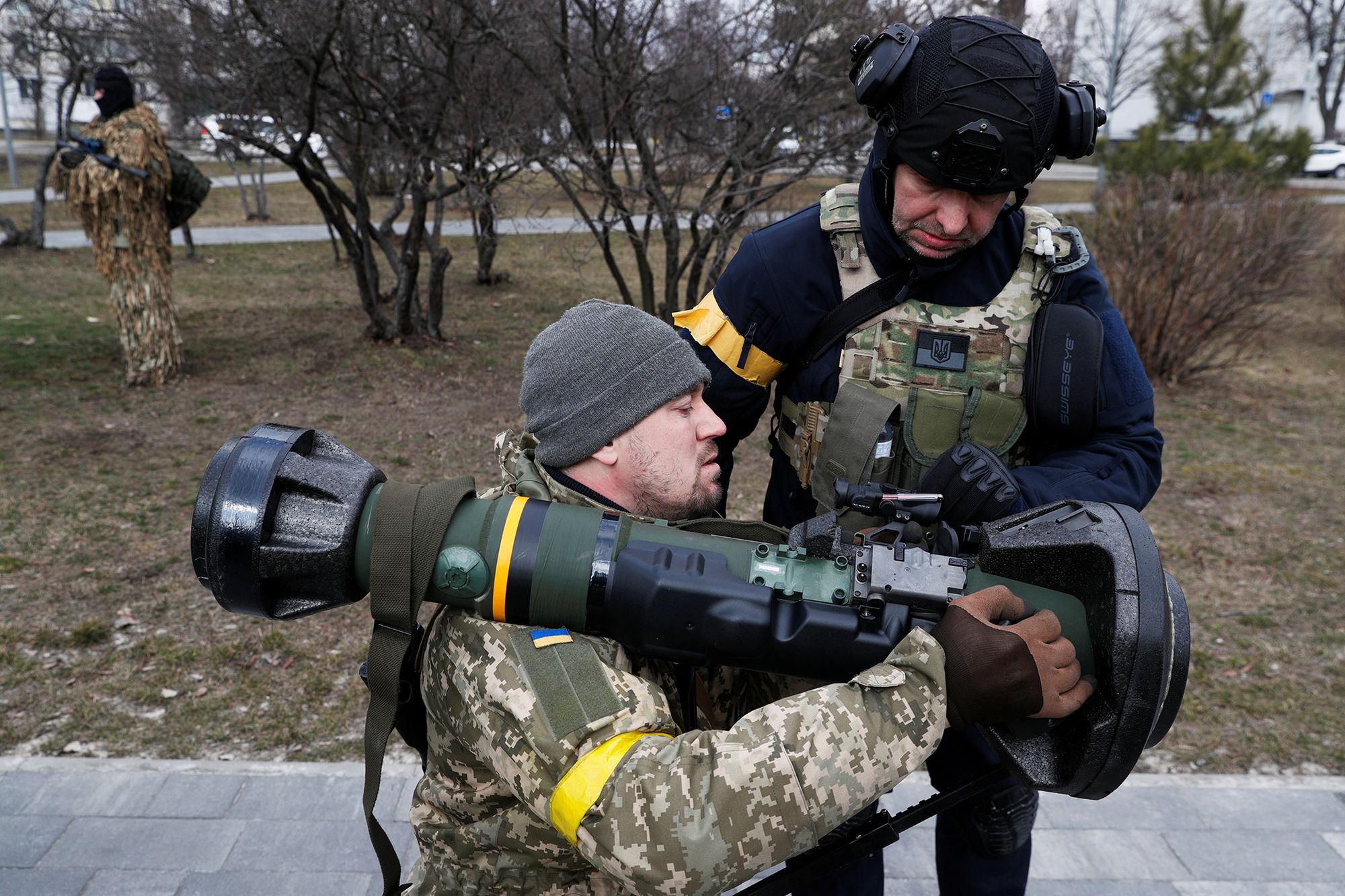 Wojna w Ukrainie. Nowi członkowie WOT-u szkolą się w korzystaniu z ciężkiej broni 1