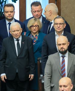 Konstytucja, czujny prezes i duży zryw. W PiS szykują jesienną ofensywę