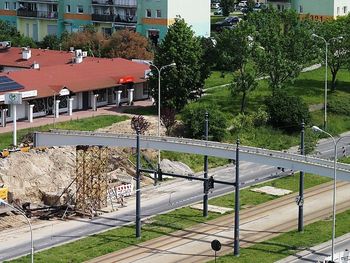Łódź: Kładki nad aleją Wyszyńskiego rozgrzewają mieszkańców Retkini