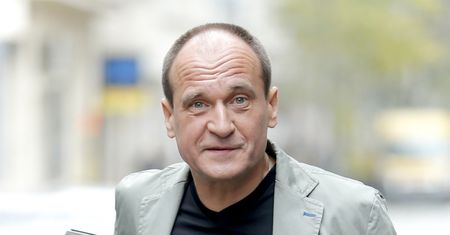Kukiz wyśmiał ataki hakerskie na polityków PiS. "Do mnie włamał się Johnnie Walker"